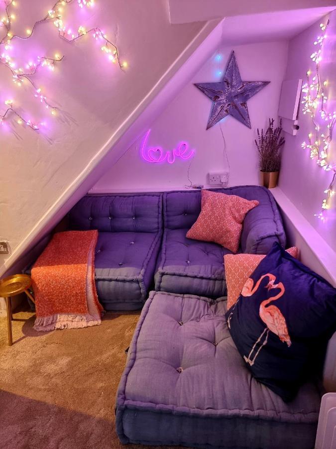 Quirky Seaside Family Cottage Walk To The Waves! Hove Esterno foto